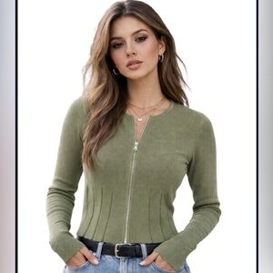 Sarah Spencer Fitted Olive Ribbed Zip-Up Sweater- Size Small